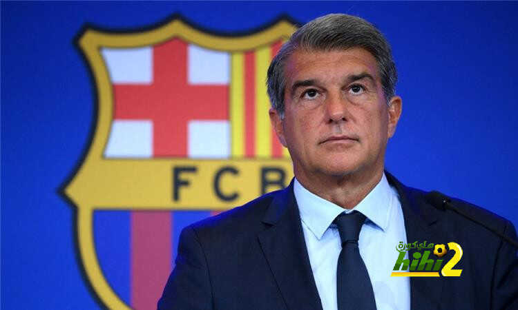 لماذا وصف جمهور برشلونة لابورتا بالسارق ؟