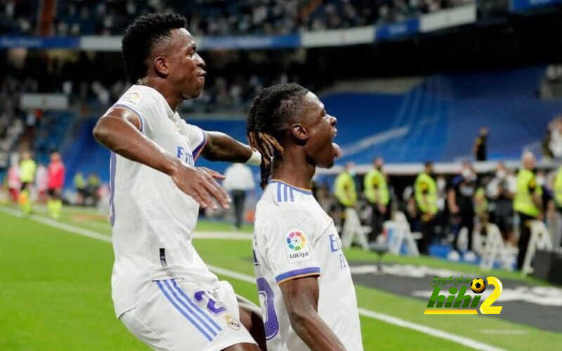 فيديو: ردة فعل مثيرة من كامافينغا على انضمام مبابي لريال مدريد