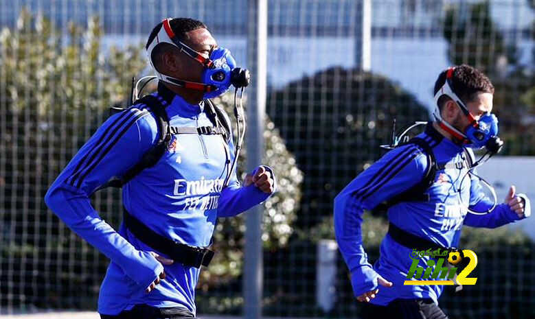 فيديو: ريال مدريد يستعين بأقنعة خاصة في تدريباته!
