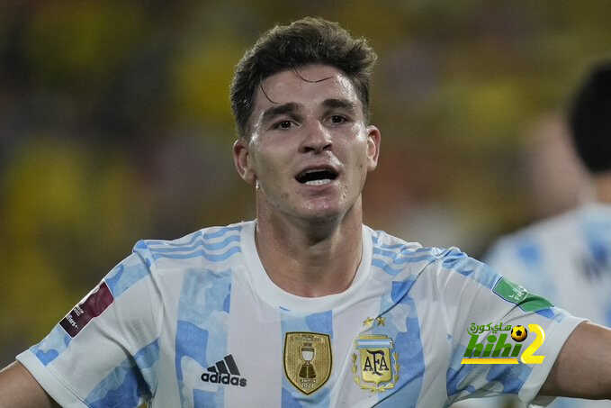 ألفاريز يبرهن على تألقه مع منتخب التانجو