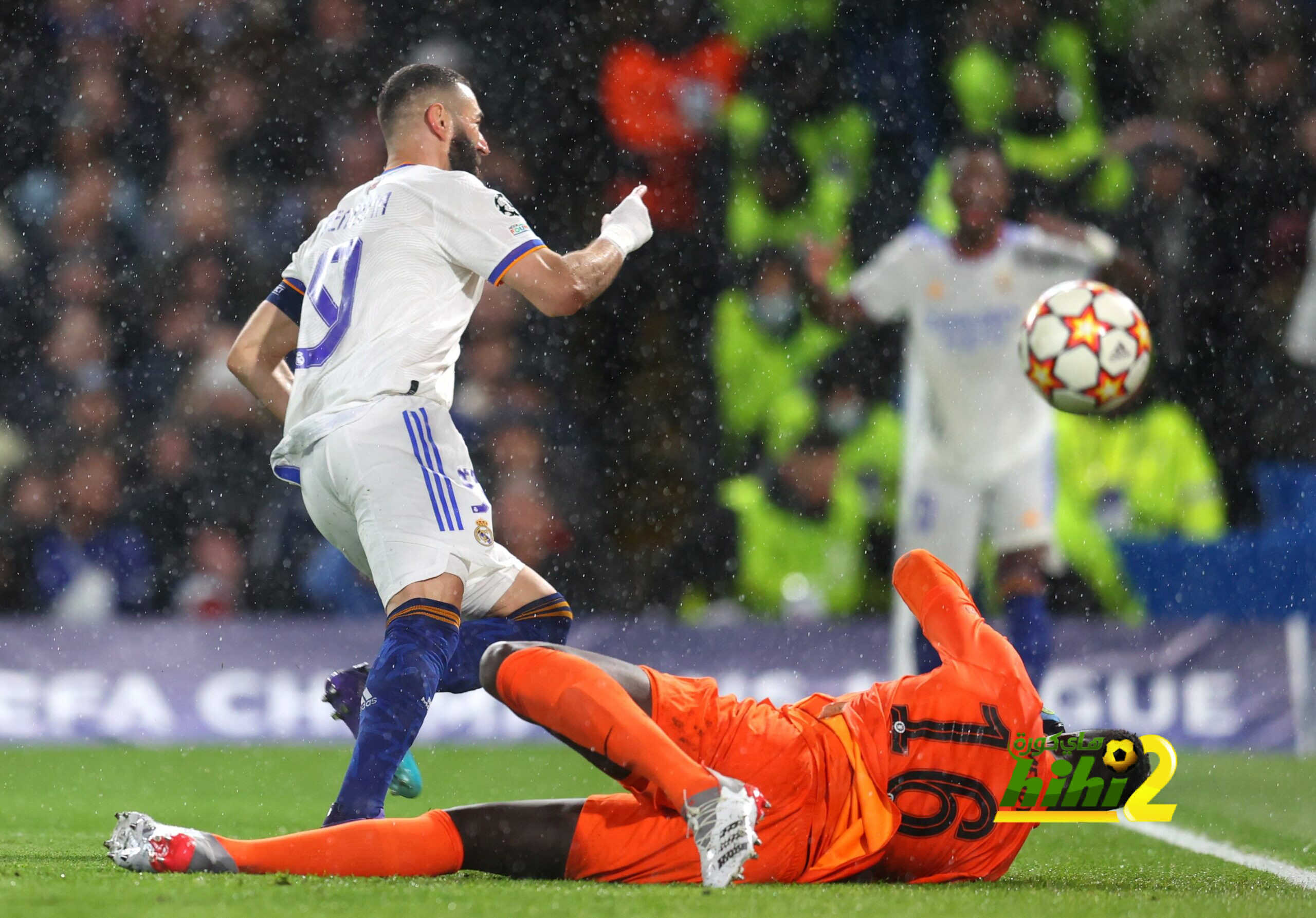 ريال مدريد يضع قدما بنصف النهائي بفوزه بثلاثية على تشيلسي