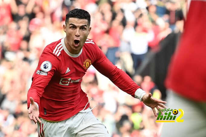 لماذا رونالدو  غير متواجد في قاعة مشاهير الدوري الإنجليزي ؟
