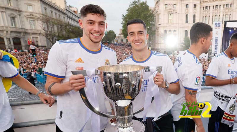 سبب نزع وشاح وعلم ريال مدريد من تمثال سيبيليس