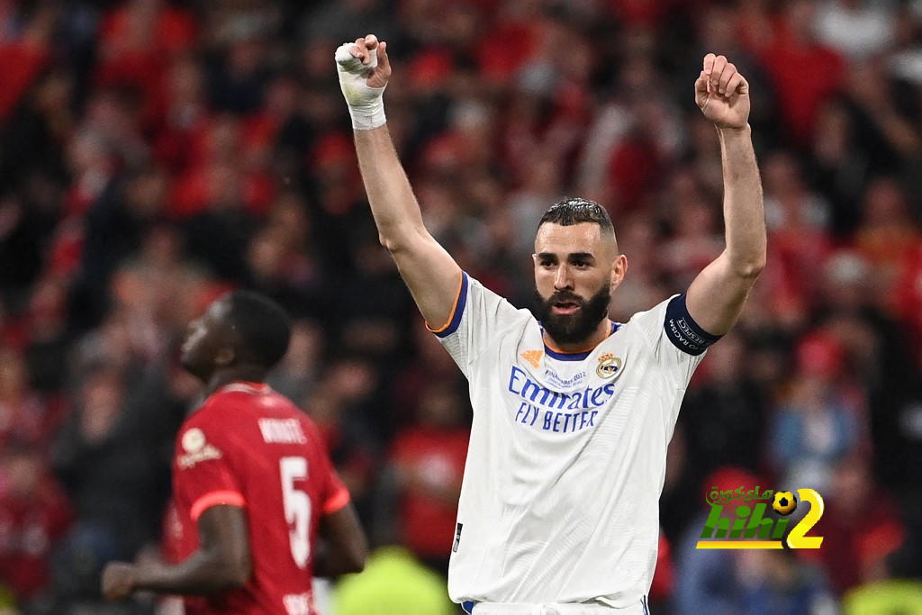رسميا.. بنزيما يتوج بجائزة أفضل هدف فى دورى الأبطال