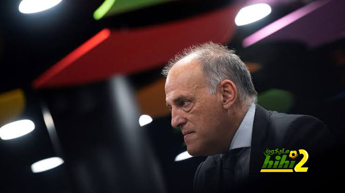 بعد اعتراف روميو.. لماذا يكره مشجعو برشلونة تيباس ؟￼