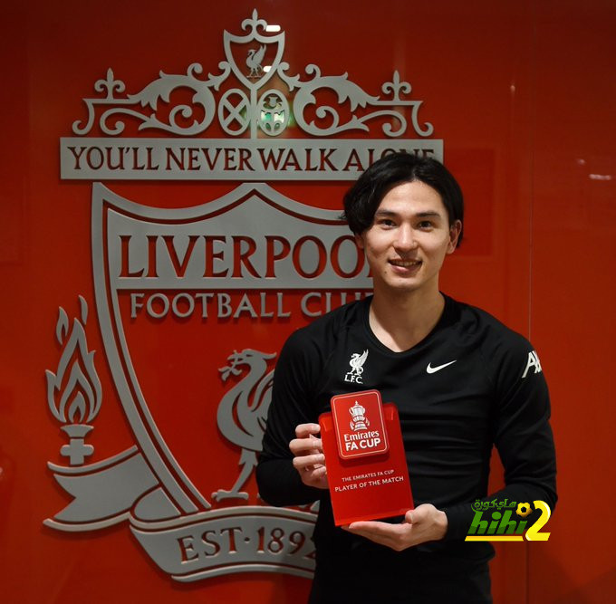 ليفربول يوافق على رحيل مينامينو
