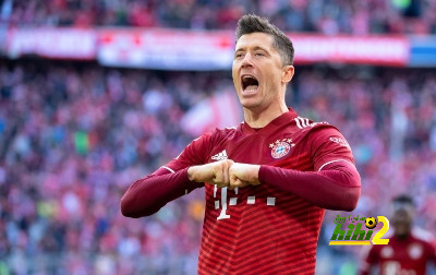 هل تخلى برشلونة عن ليفاندوفسكي؟