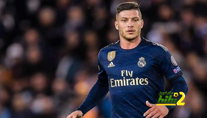 مميزات إنتقال  يوفيتش إلى فيورنيتنا