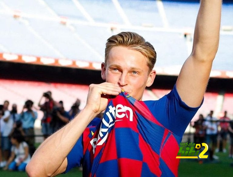 كيف يمكن لبرشلونة التعاقد مع بيرناردو سيلفا مع عدم بيع دي يونج ؟