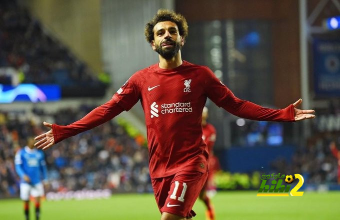 لاعب ليفربول السابق يشيد بعقلية محمد صلاح