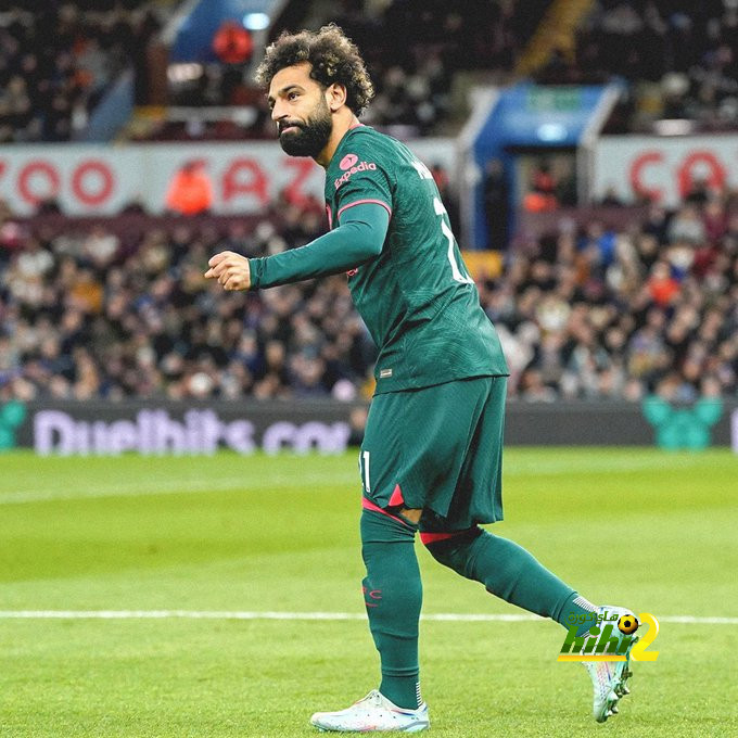 محمد صلاح يلاحق جيرارد