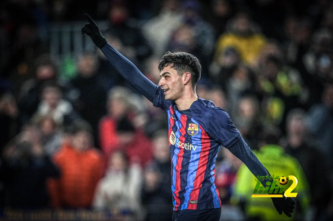 بيدري لاعب الوسط الأفضل من المهاجمين