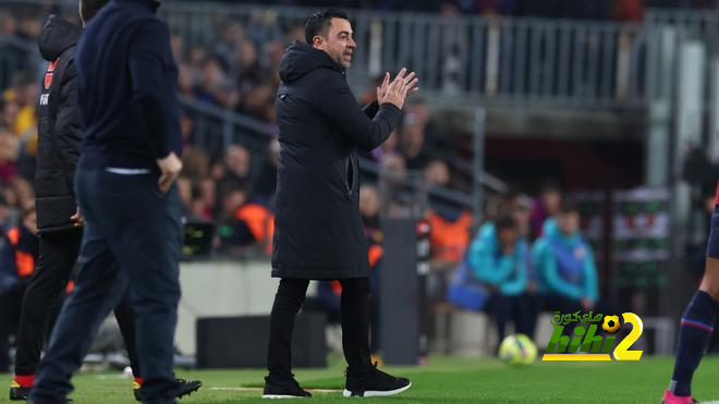 السبب الحقيقي وراء تفكير برشلونة بتجديد عقد تشافي