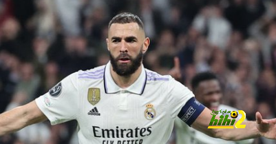 بنزيما يخرج من مباراة ليفربول كالملك لسببين