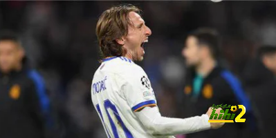 لماذا يرغب مودريتش في الاستمرار مع ريال مدريد رغم تقلص دوره ؟