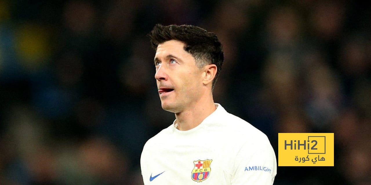 رقم سلبي يطارد ليفاندوفسكي مع برشلونة