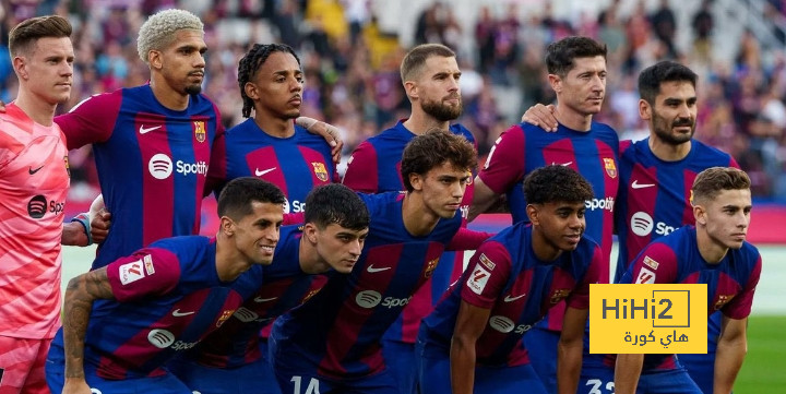 خط وسط برشلونة أمام بورتو اليوم