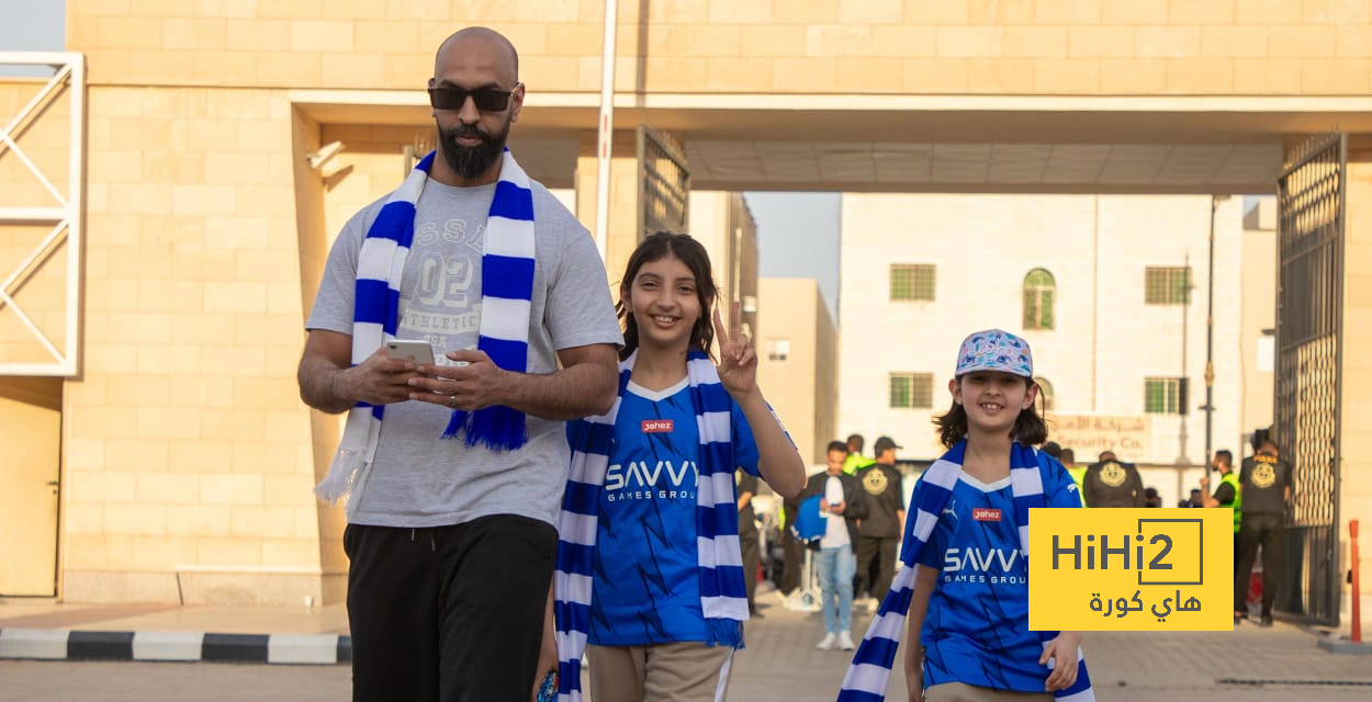 جماهير الهلال تتوافد على ملعب مباراة التعاون