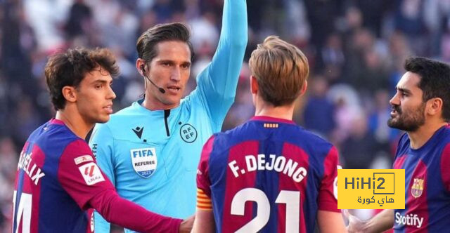 رسميًا.. الإعلان عن حكم مباراة برشلونة ضد فياريال في الليغا