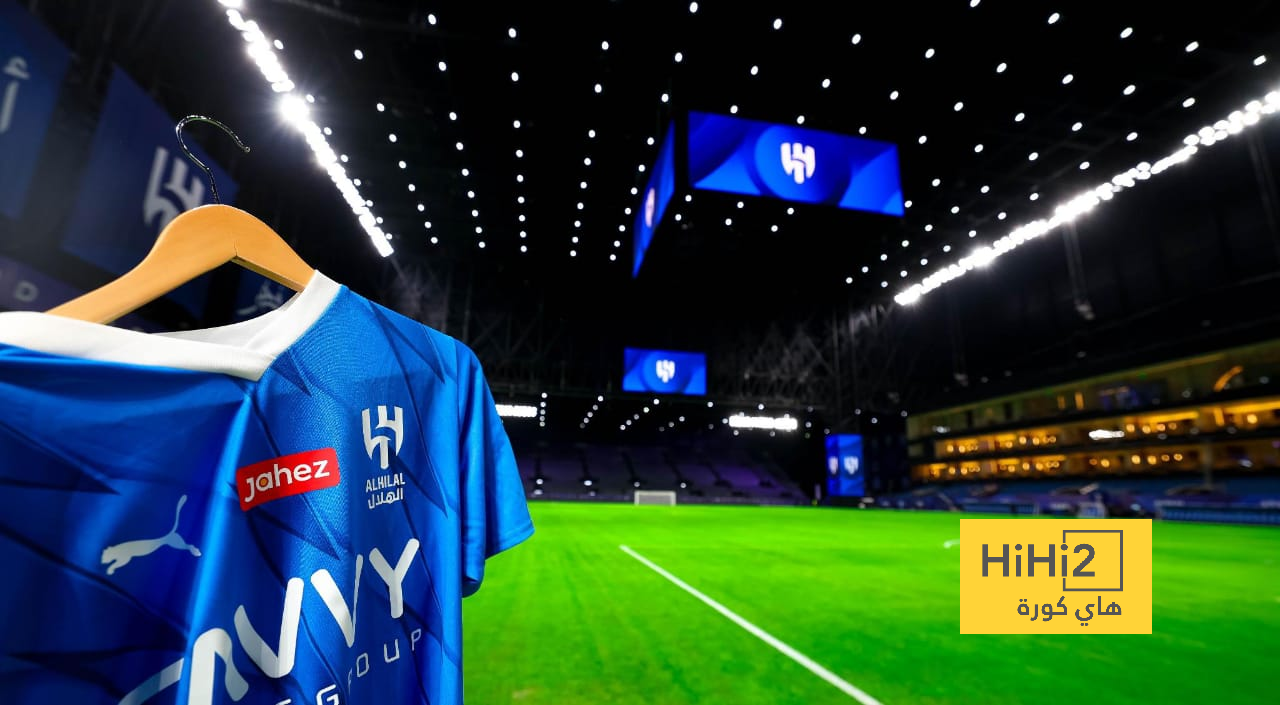 الهلال يظهر بالقميص الأساسي أمام الرائد