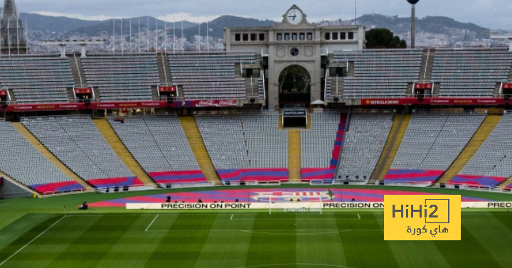ملعب برشلونة يتجهز لموقعة لاس بالماس