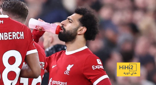 فيديو : لحظة إفطار محمد صلاح في مباراة ليفربول وشيفيلد يونايتد