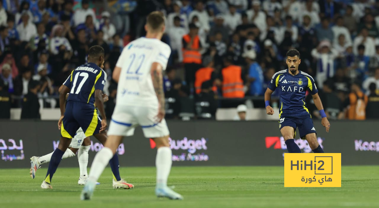 النصر يتقدم أمام الهلال بهدف في الشوط الأول