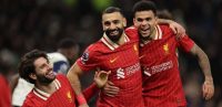 محمد صلاح قدوة ولاعب مثالي