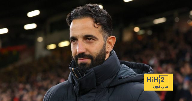 مدرب مانشستر يونايتد يسعى لتعزيز مركز حراسة المرمى