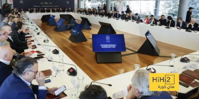 دعم أندية الدوري الإسباني للتحكيم في وجه ضغوط ريال مدريد