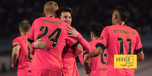 من الفوز بدوري أبطال أوروبا مع برشلونة إلى العمل في متجر رياضي