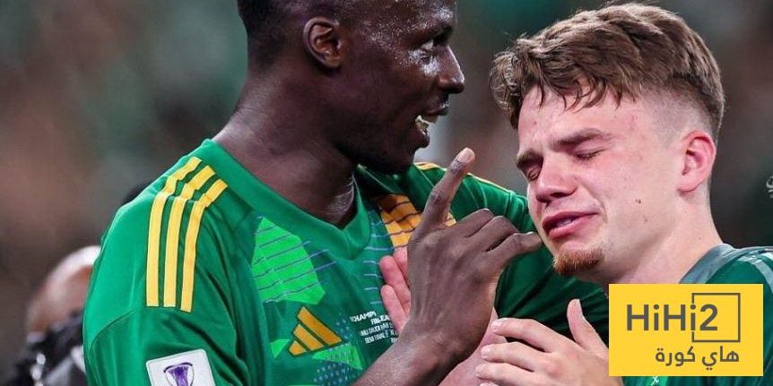 لاعب الأهلي يكشف عن معاناته الصحية أمام الهلال