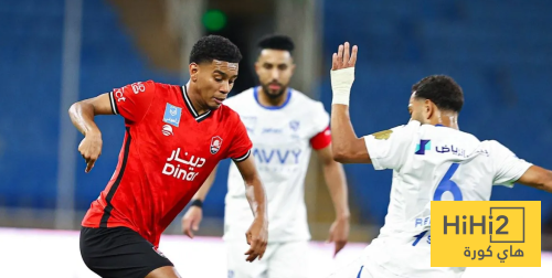 مدافع الرائد على رادار كبار الدوري السعودي