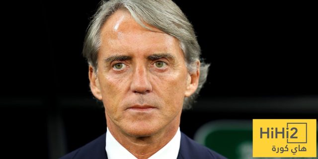 نجم الأهلي ينتقد مانشيني!