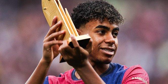 أرقام لامين يامال بعد تجديد عقده مع برشلونة