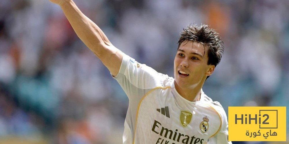 صحفي إسباني يوجه رسالة لإدارة ريال مدريد