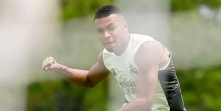مبابي يبعث برسالة قوية من تدريبات ريال مدريد