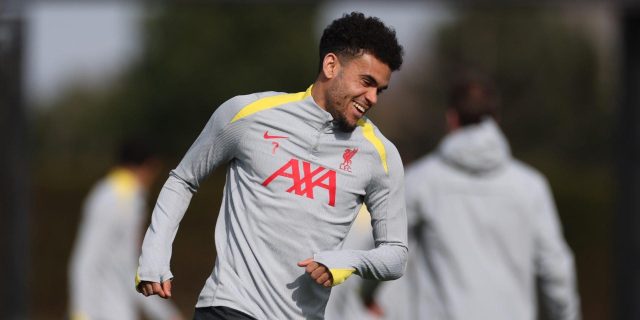 ليفربول ينتظر لويس دياز غدًا