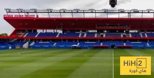 شرط الليغا للسماح لبرشلونة باللعب في يوهان كرويف ضد فالنسيا