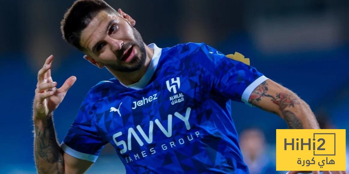 ميتروفيتش يودع الهلال