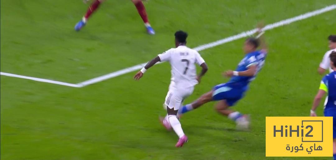 ركلة جزاء ريال مدريد الثانية أمام مارسيليا غير صحيحة