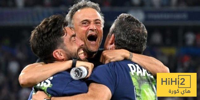 مساعد لويس إنريكي يتوقع مباراة ممتعة بين برشلونة وباريس سان جيرمان