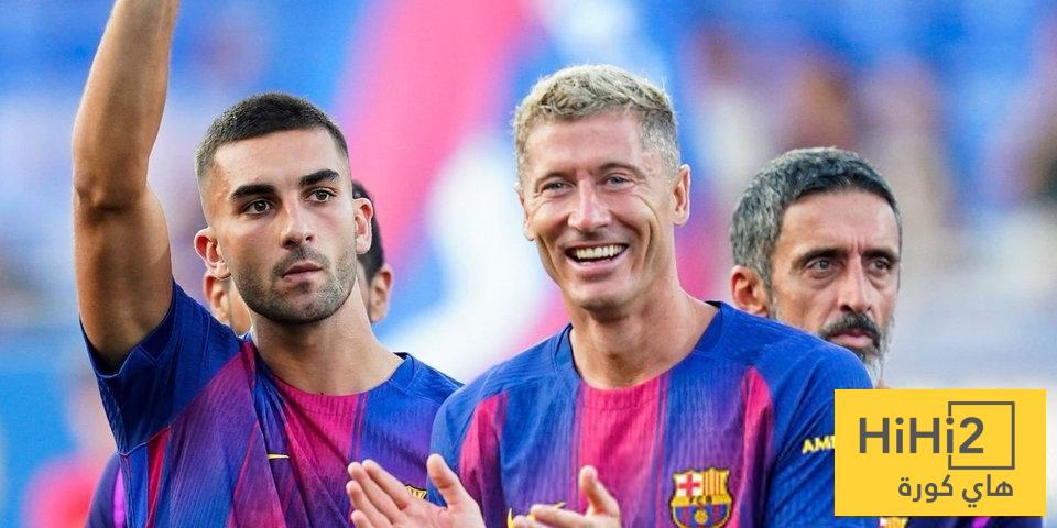 هل يشارك فيران توريس مع برشلونة ضد جيرونا؟