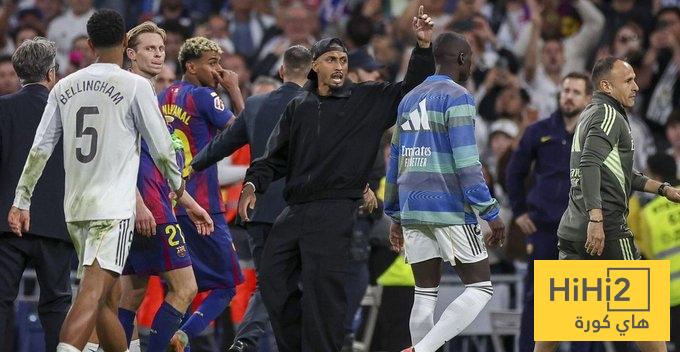 فليك ورافينيا يدعمان لاعبي برشلونة بعد هزيمة الكلاسيكو