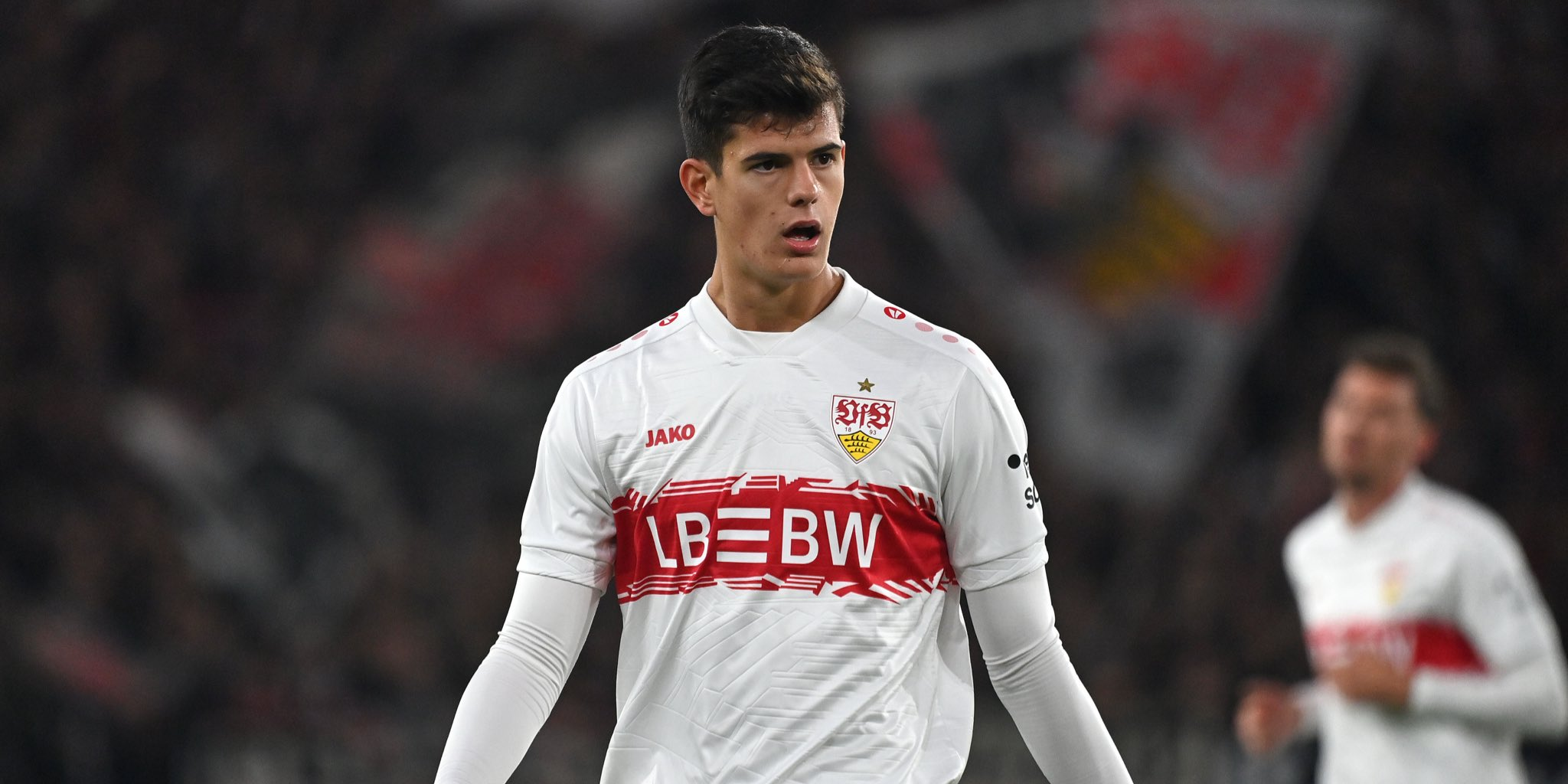 ريال مدريد يمتلك شرطان لإعادة تشيما أندريس