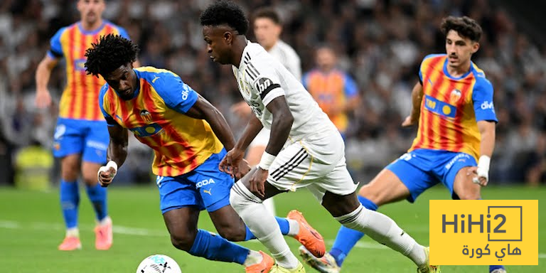 ريال مدريد يضرب فالنسيا بثلاثية في الشوط الاول