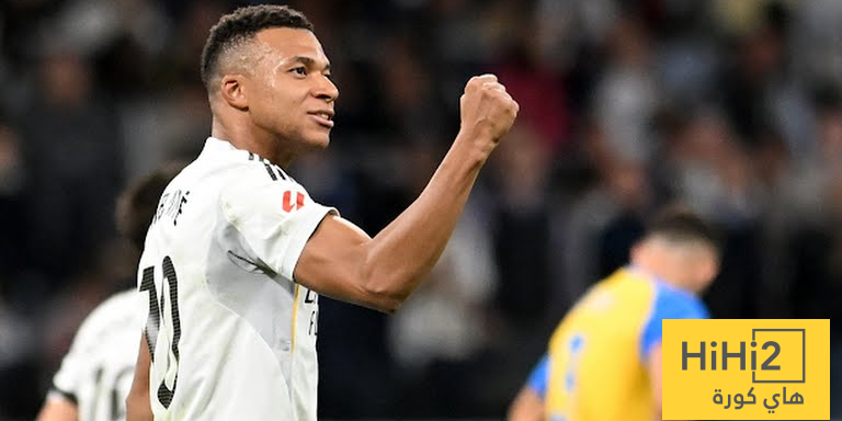 ريال مدريد يقسو على فالنسيا برباعية في الدوري الاسباني