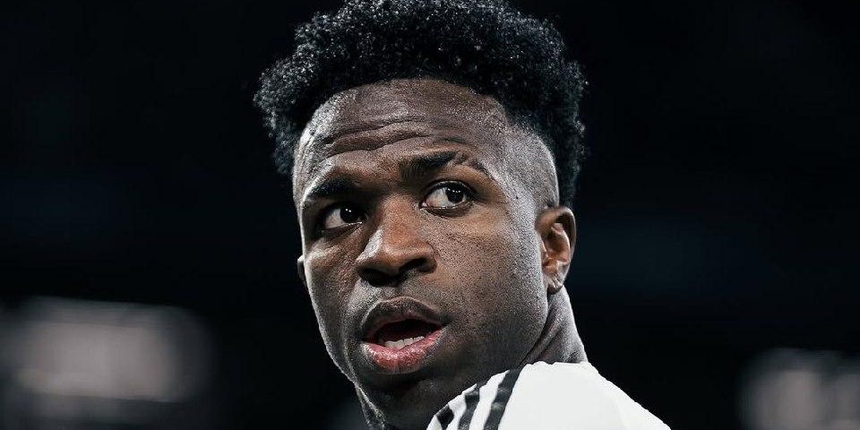 آخر تطورات تجديد عقد فينيسيوس مع ريال مدريد