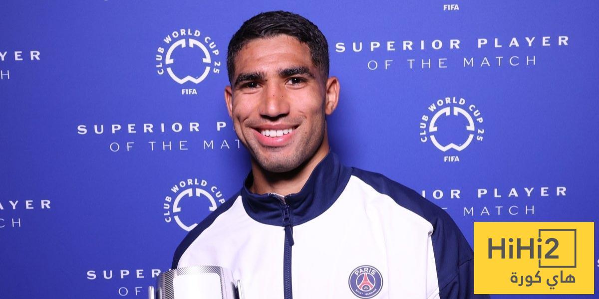 حكيمي يتصدر قائمة مميزة في دوري الأبطال مع باريس