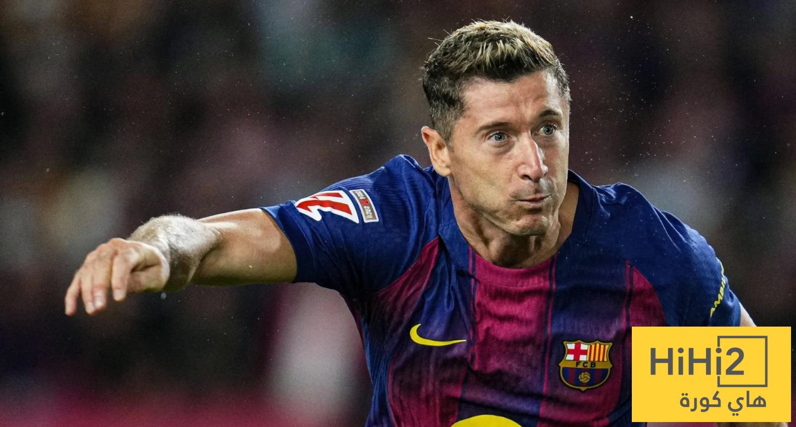 ماذا قال ليفاندوفسكي للاعبي برشلونة بعد خسارة الكلاسيكو؟